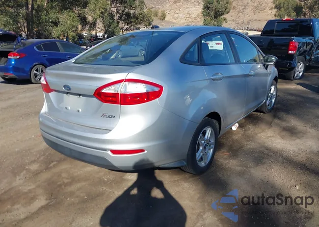 3FADP4BJ8HM156165: 43153198