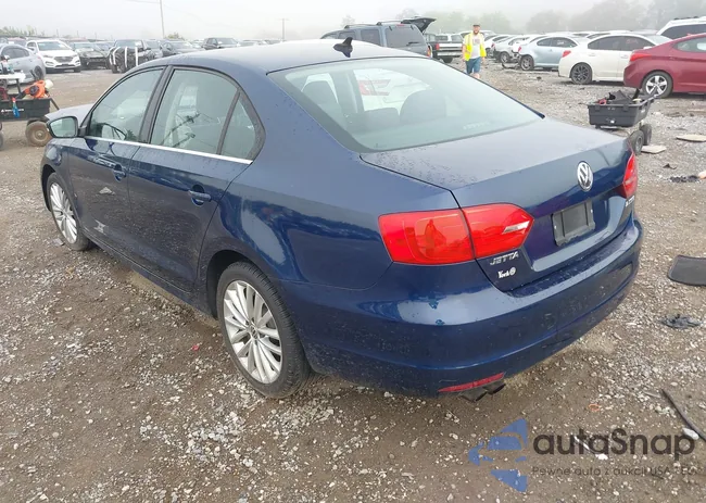 3VWLZ7AJ5BM345041: 43153248