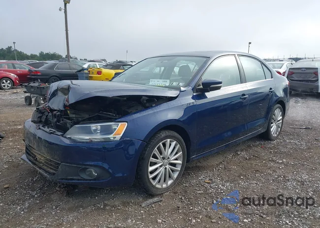 3VWLZ7AJ5BM345041: 43153248