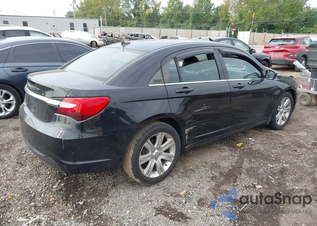 1C3CCBBBXDN735242: 43153322