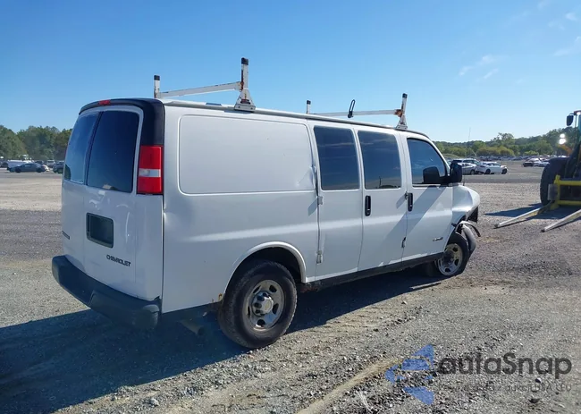 1GCHG35U851202808: 43153409