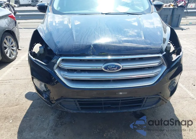 1FMCU0GD3HUD51270: 43153427