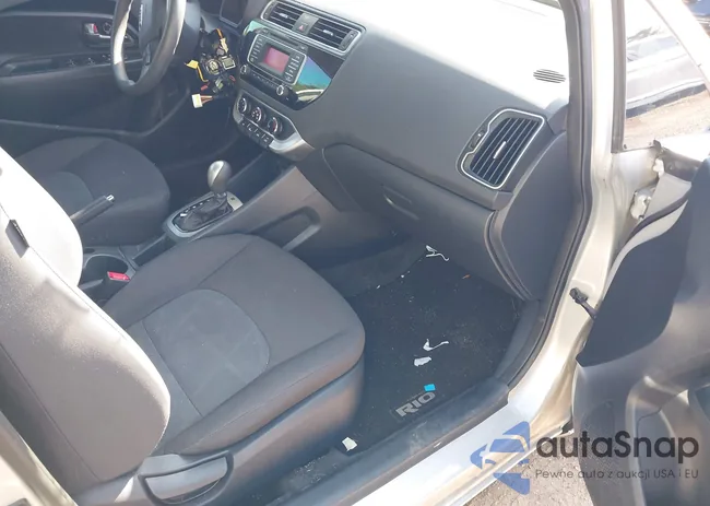 KNADM4A37G6645836: 43153435