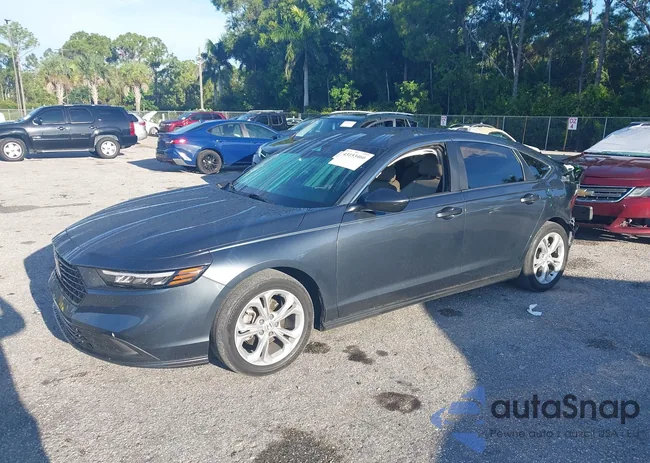 1HGCY1F27RA053758: 43153460