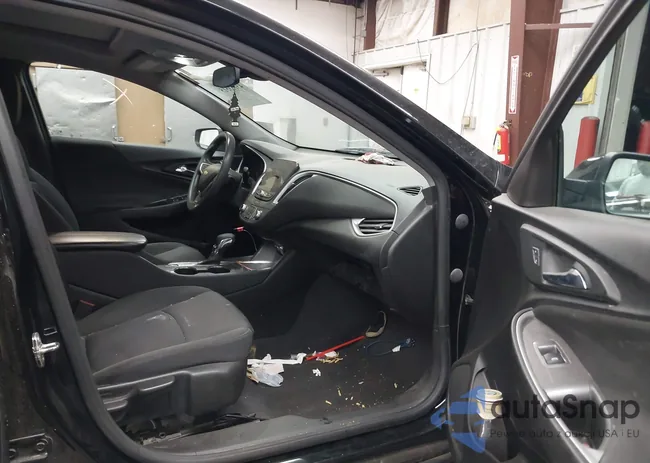 1G1ZD5ST7NF182079: 43153515