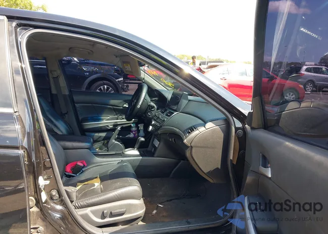 1HGCP36848A067537: 43153575