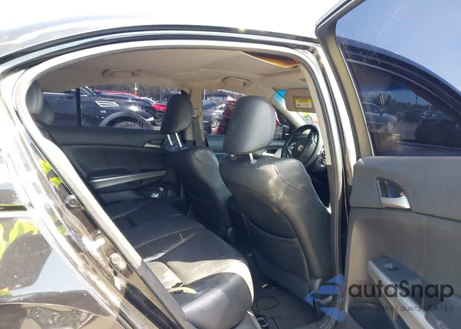 1HGCP36848A067537: 43153575