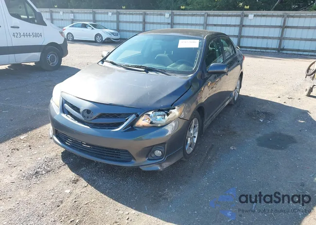 2T1BU4EE2BC538927: 43153606