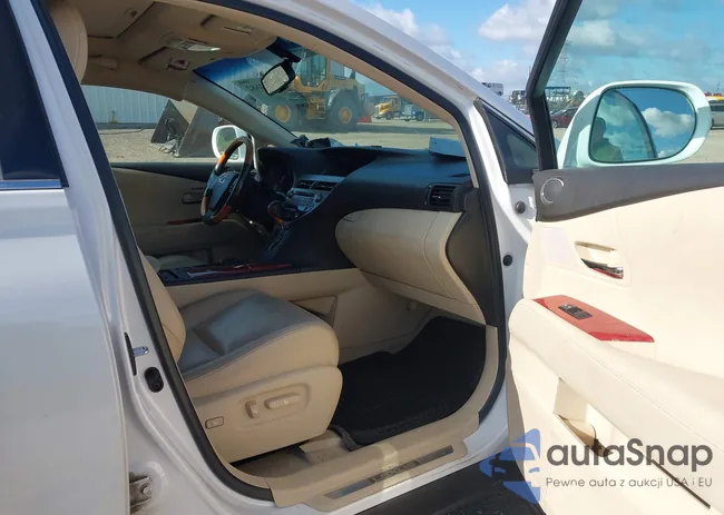 2T2ZK1BA1BC056563: 43152682