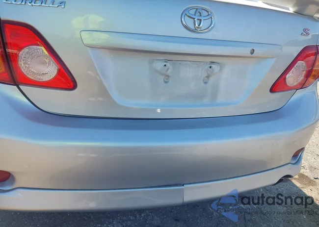 2T1BU4EE3AC525277: 43152741