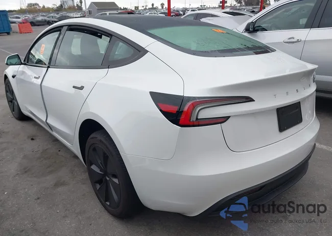 5YJ3E1EA4RF782498: 43152772