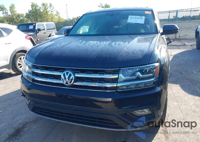 1V2KR2CA2JC586021: 43152836