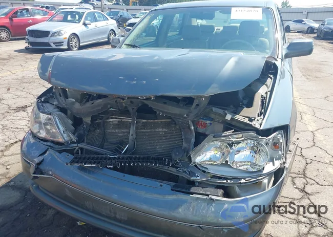 4T1BF28B74U382921: 43152878