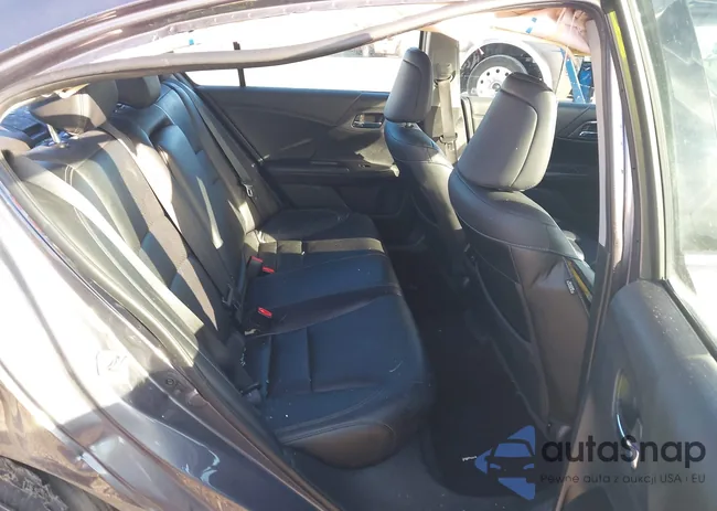 1HGCR3F8XHA034133: 43154069