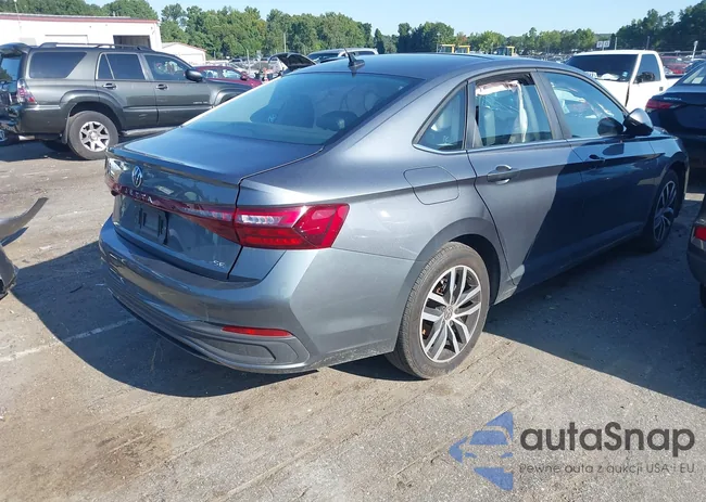 3VW7X7BU8SM013255: 43154240