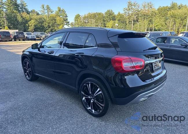 WDCTG4GB4FJ143795: 43154351