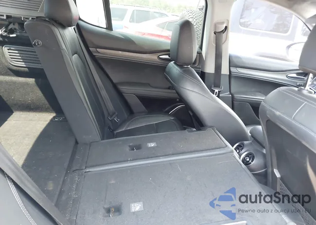 ZASFAKBN8J7B65855: 43153701