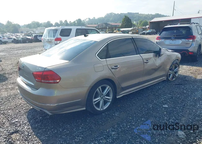 1VWCM7A37FC012816: 43153875