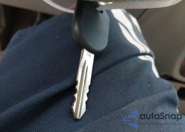 2FMZA52226BA04781: 43155120