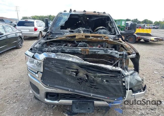 3C6UR5CL4LG163798: 43155380