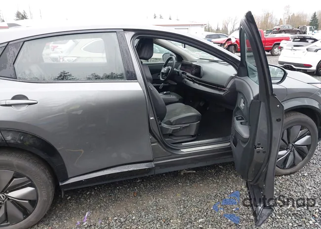 JN1CF0BB9PM708084: 43154695