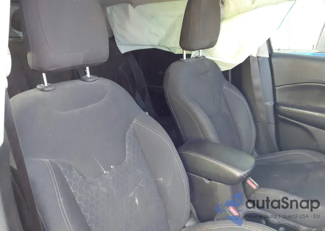 3C4NJCAB8KT636983: 43154929