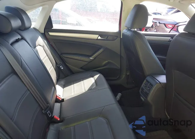 1VWSA7A32NC001421: 43154957