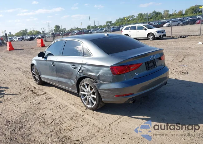 WAUEFGFF9F1025035: 43154959