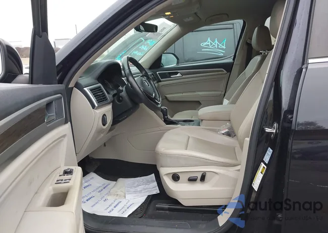 1V2DR2CA6JC543889: 43156109