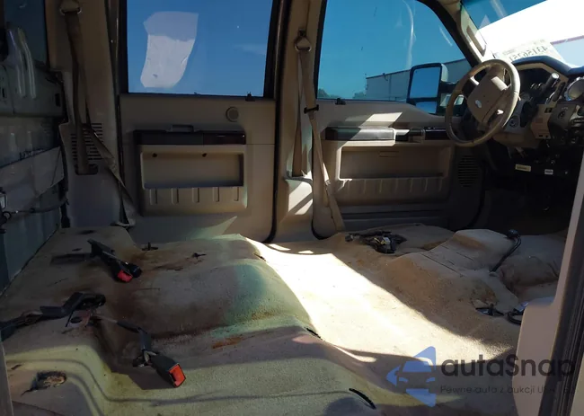 1FTSW21R28ED41740: 43156251