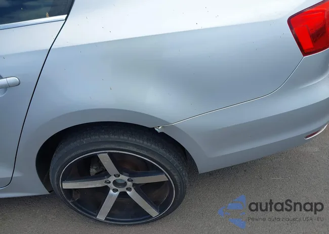 3VWLA7AJ9FM272740: 43156267