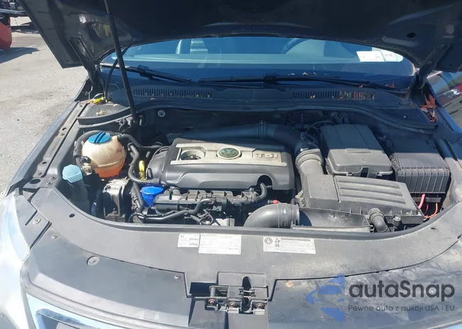 WVWMP7AN7CE500275: 43156274