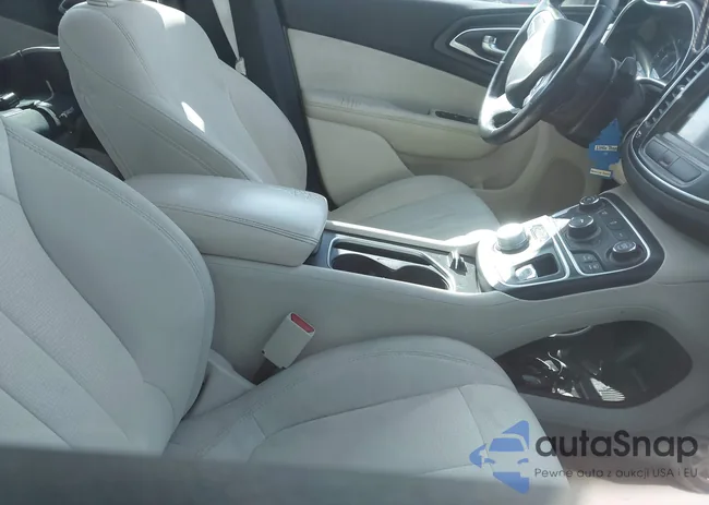 1C3CCCAB1GN145197: 43156337