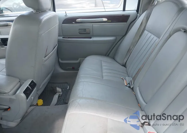 1LNHM81V77Y604877: 43156349