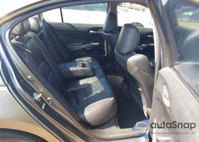 1HGCP26868A144242: 43156495