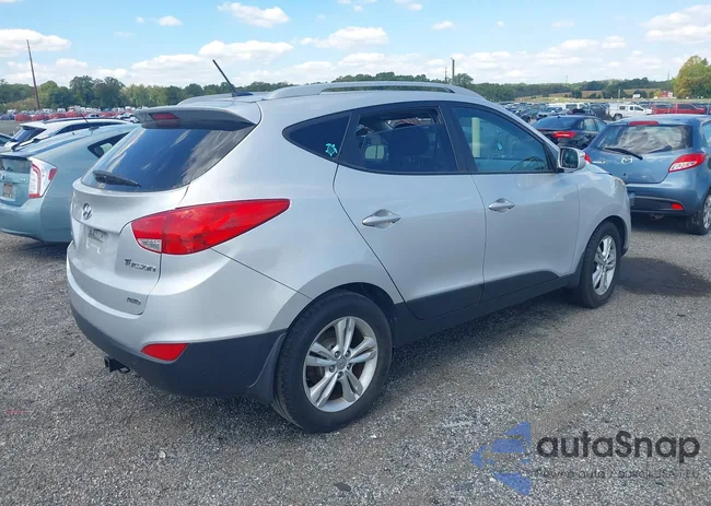 KM8JUCAC0DU696226: 43155742