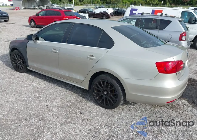 3VWDP7AJ9DM247515: 43155890