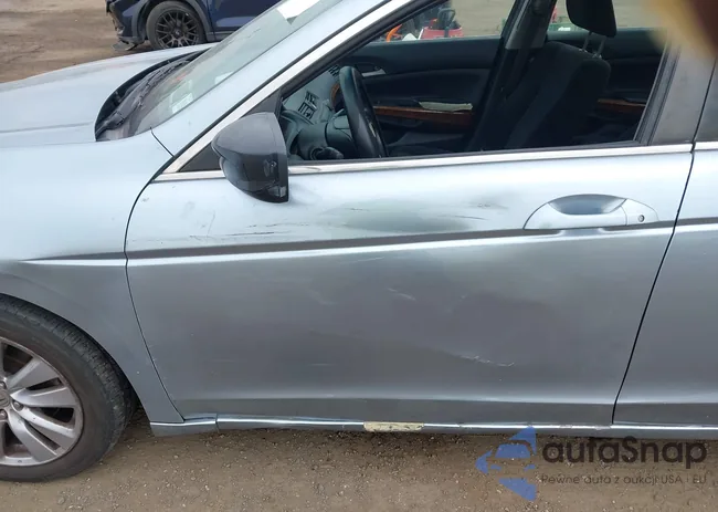 1HGCP2F73BA089196: 43156041