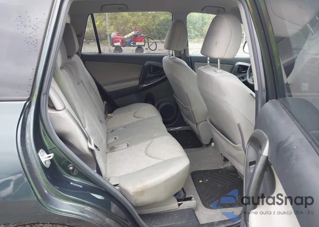 2T3BF4DV1CW177743: 43157057