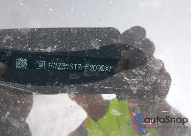 1G1ZB5ST7HF209081: 43157231