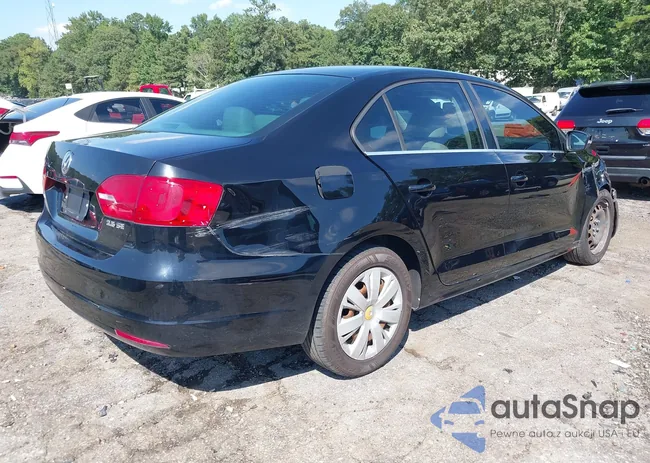 3VWDP7AJ4DM307832: 43157232