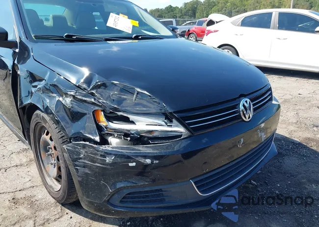 3VWDP7AJ4DM307832: 43157232