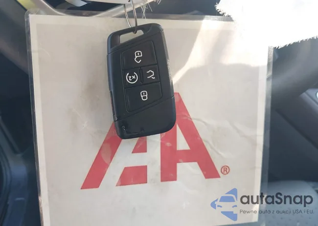 3VWEM7BU0RM008917: 43157288