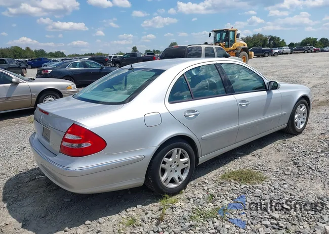 WDBUF65J83A267498: 43157303