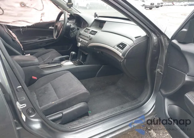 1HGCP2F49BA063384: 43157432