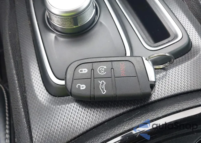 2C3CCAGG3GH270461: 43157536