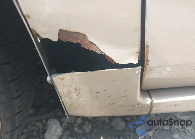 2G1WB58K989262083: 43157625