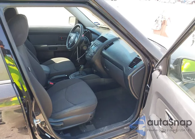 KNDJT2A54C7449999: 43156895