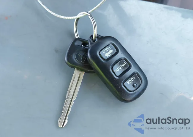 4T1BE32K04U913250: 43156933