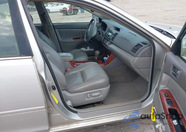 4T1BE30K06U703334: 43157007